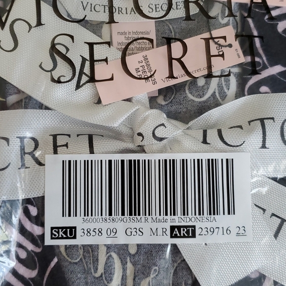 VICTORIA'S SECRET FLANNEL PJ SIZE M - Picture 3 of 5